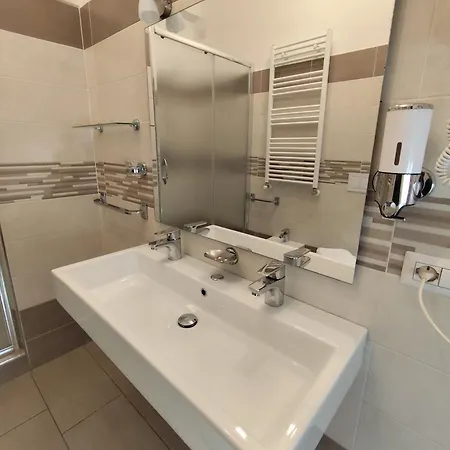 Belvedere Rooms Guest House Rome Exterior photo